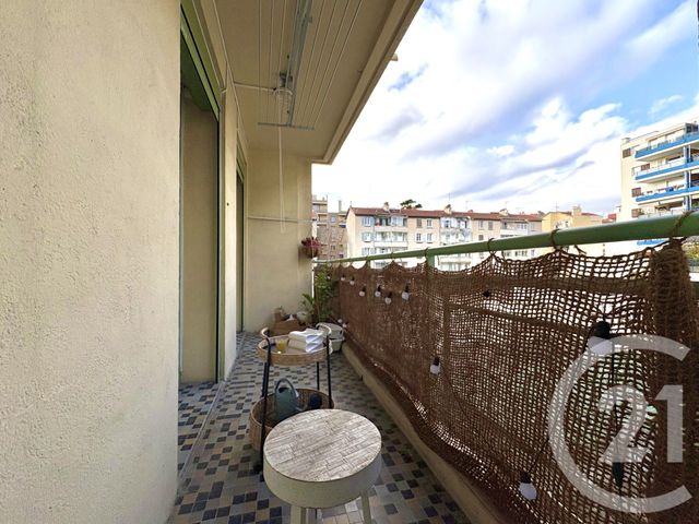 Appartement T4 &agrave; vendre - 4 pi&egrave;ces - 112 m2 - Marseille - 13005 - PROVENCE-ALPES-COTE-D-AZUR