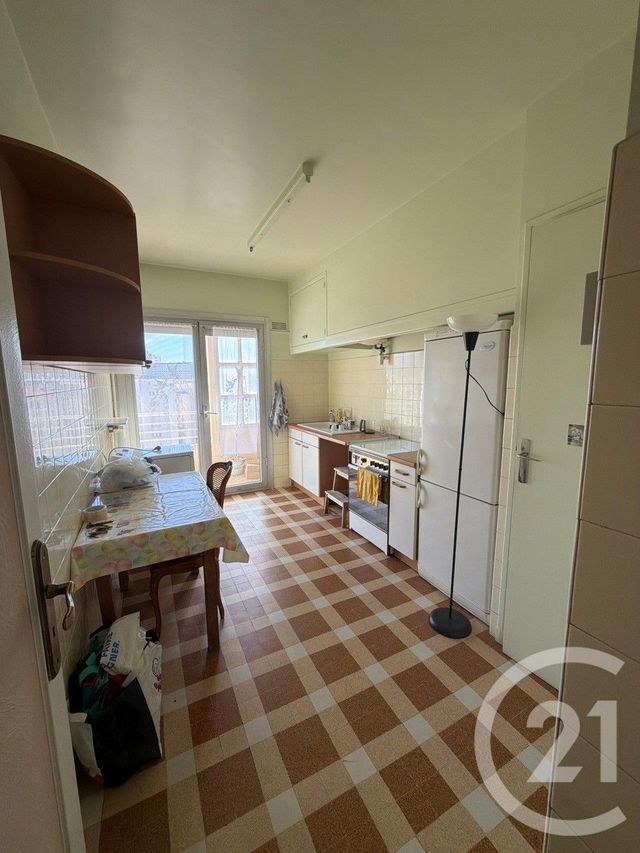 Appartement F3 &agrave; vendre - 3 pi&egrave;ces - 76,09 m2 - Marseille - 13005 - PROVENCE-ALPES-COTE-D-AZUR