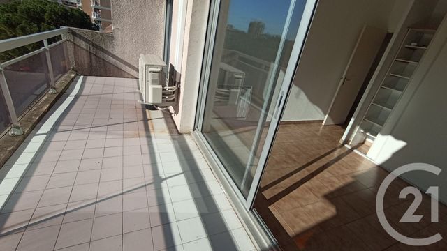 Appartement Duplex &agrave; louer - 5 pi&egrave;ces - 95,93 m2 - Marseille - 13010 - PROVENCE-ALPES-COTE-D-AZUR