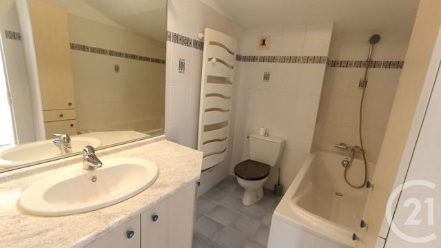 Appartement Duplex &agrave; louer - 5 pi&egrave;ces - 95,93 m2 - Marseille - 13010 - PROVENCE-ALPES-COTE-D-AZUR