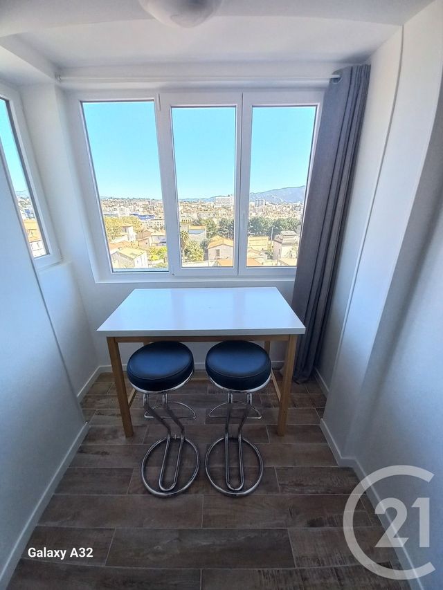 Appartement F2 &agrave; louer - 2 pi&egrave;ces - 43,76 m2 - Marseille - 13004 - PROVENCE-ALPES-COTE-D-AZUR