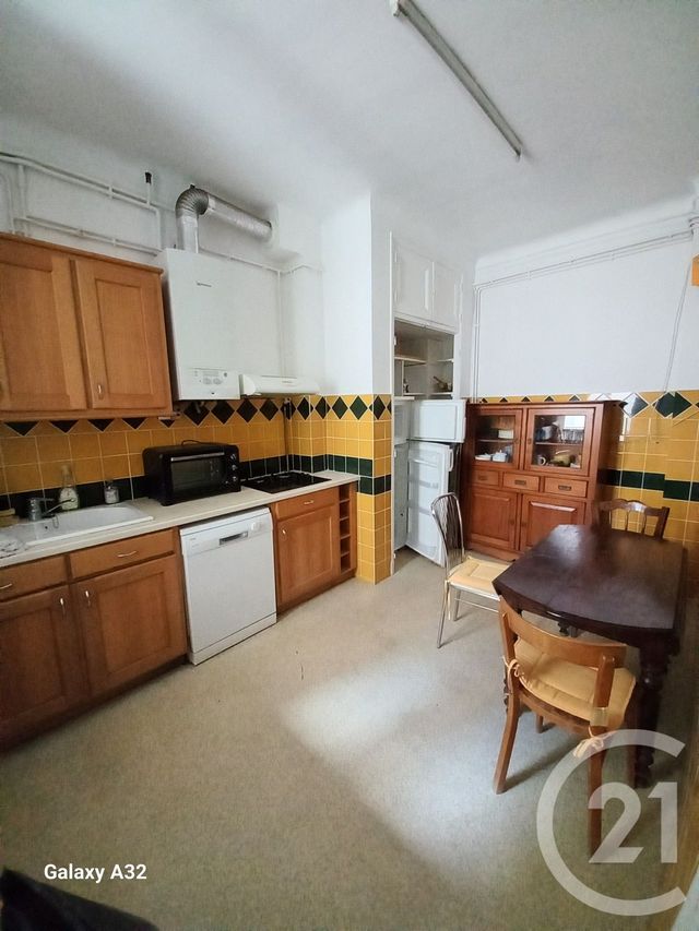 Appartement F3 bis &agrave; louer - 3 pi&egrave;ces - 95 m2 - Marseille - 13004 - PROVENCE-ALPES-COTE-D-AZUR