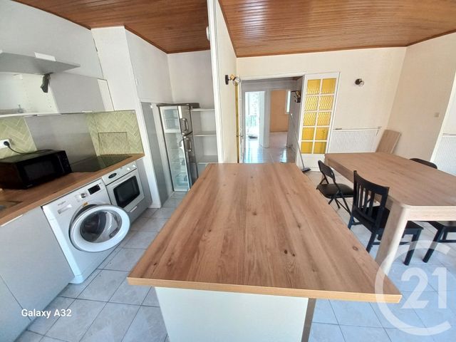 Appartement F3 &agrave; louer - 3 pi&egrave;ces - 62,56 m2 - Marseille - 13004 - PROVENCE-ALPES-COTE-D-AZUR