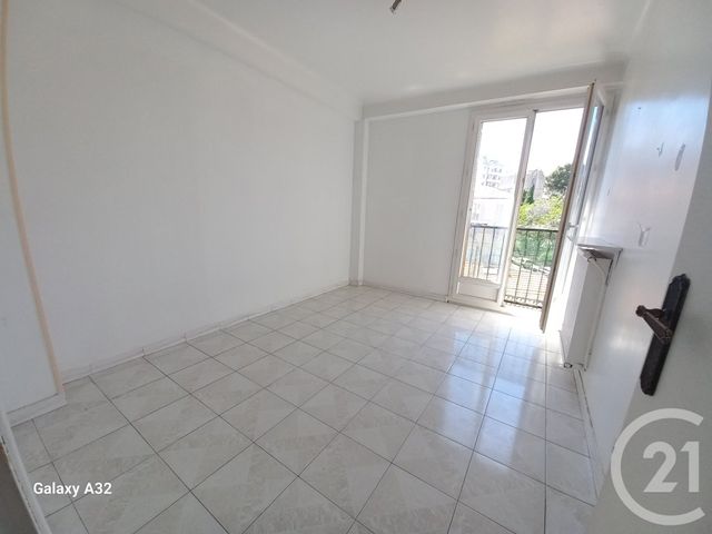 Appartement F3 &agrave; louer - 3 pi&egrave;ces - 62,56 m2 - Marseille - 13004 - PROVENCE-ALPES-COTE-D-AZUR