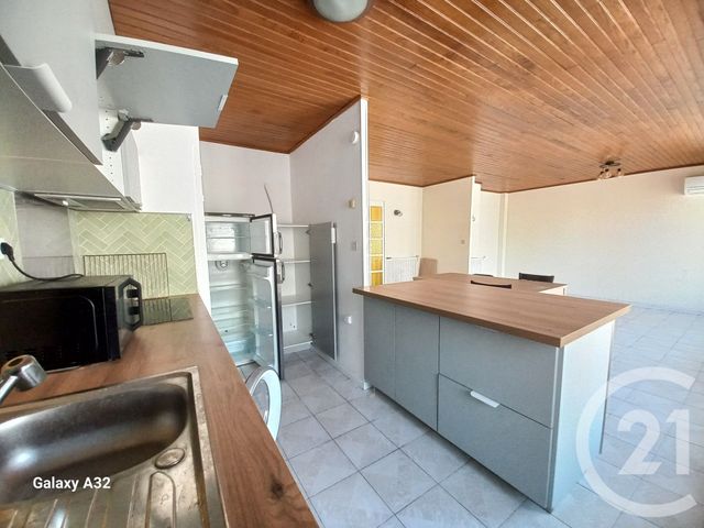 Appartement F3 &agrave; louer - 3 pi&egrave;ces - 62,56 m2 - Marseille - 13004 - PROVENCE-ALPES-COTE-D-AZUR