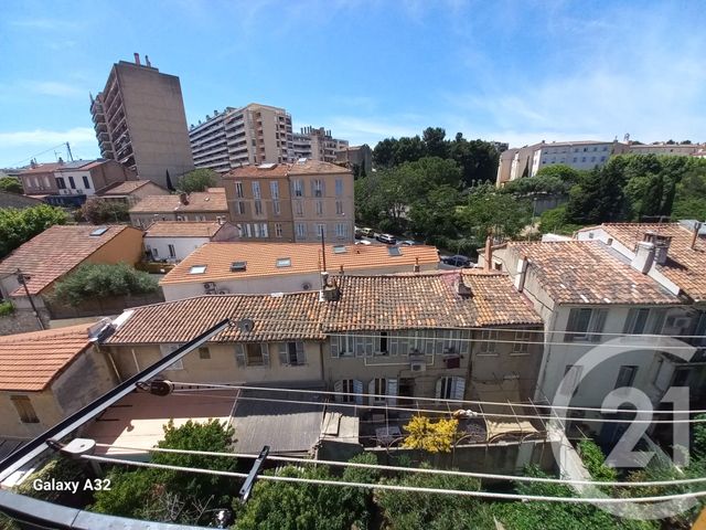 Appartement F3 &agrave; louer - 3 pi&egrave;ces - 62,56 m2 - Marseille - 13004 - PROVENCE-ALPES-COTE-D-AZUR