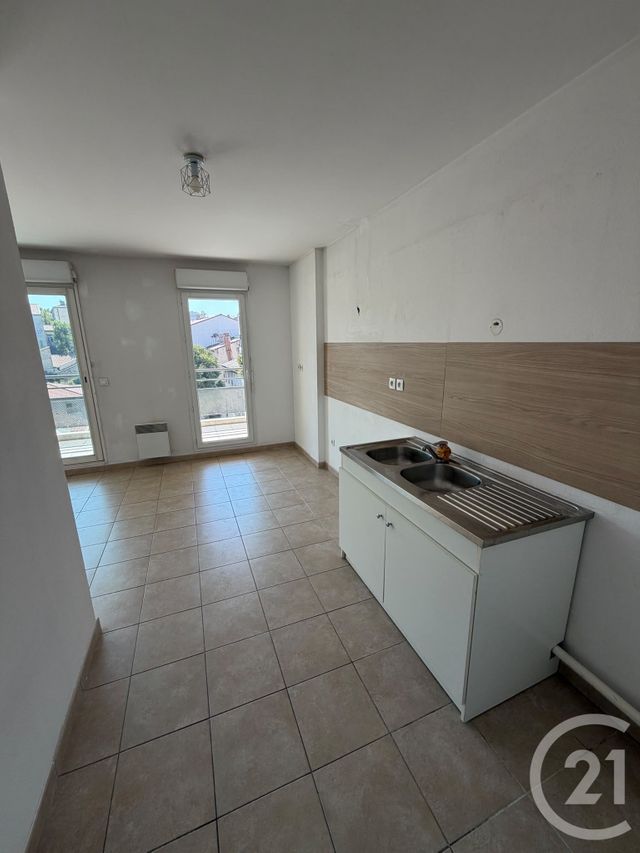 Appartement T3 &agrave; vendre - 3 pi&egrave;ces - 65,44 m2 - Marseille - 13004 - PROVENCE-ALPES-COTE-D-AZUR