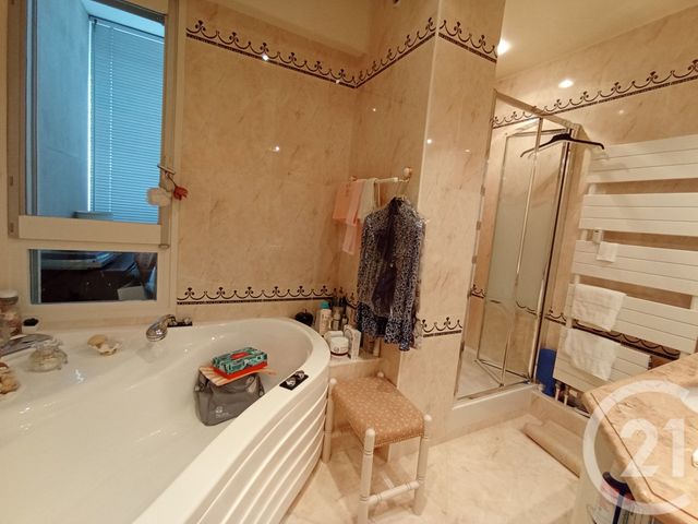 Appartement F6 à vendre - 6 pièces - 192,68 m2 - Le Mans - 72 - PAYS-DE-LOIRE