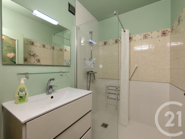 Appartement T5 &agrave; vendre - 5 pi&egrave;ces - 88,07 m2 - Allonnes - 72 - PAYS-DE-LOIRE