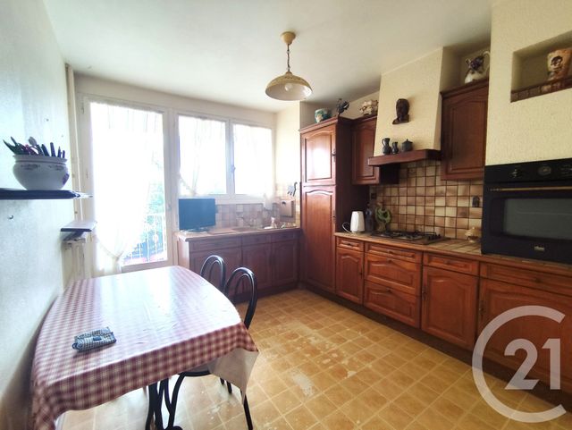 Appartement T5 &agrave; vendre - 5 pi&egrave;ces - 88,07 m2 - Allonnes - 72 - PAYS-DE-LOIRE