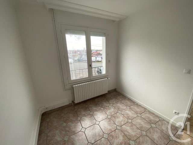 Appartement F3 &agrave; louer - 3 pi&egrave;ces - 46,89 m2 - Le Mans - 72 - PAYS-DE-LOIRE