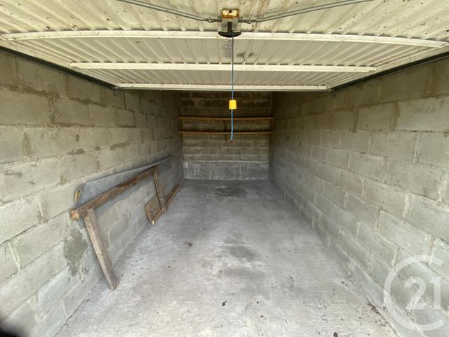 Parking &agrave; louer - 10,81 m2 - Le Mans - 72 - PAYS-DE-LOIRE