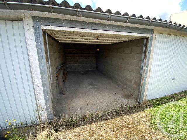 Parking &agrave; louer - 10,81 m2 - Le Mans - 72 - PAYS-DE-LOIRE