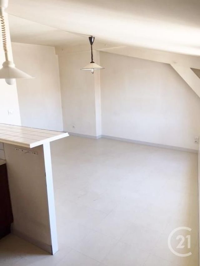 Appartement F2 &agrave; louer - 2 pi&egrave;ces - 35 m2 - Le Mans - 72 - PAYS-DE-LOIRE