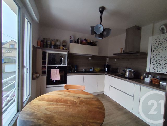 Appartement F4 &agrave; louer - 4 pi&egrave;ces - 76,83 m2 - Le Mans - 72 - PAYS-DE-LOIRE