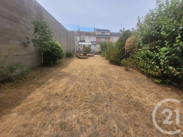 Maison &agrave; louer - 4 pi&egrave;ces - 78,87 m2 - Le Mans - 72 - PAYS-DE-LOIRE