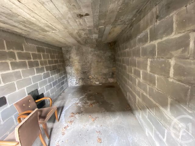 Parking &agrave; louer - 15 m2 - Le Mans - 72 - PAYS-DE-LOIRE