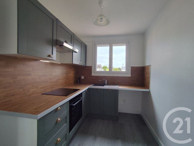 Appartement T4 &agrave; louer - 4 pi&egrave;ces - 68 m2 - Allonnes - 72 - PAYS-DE-LOIRE