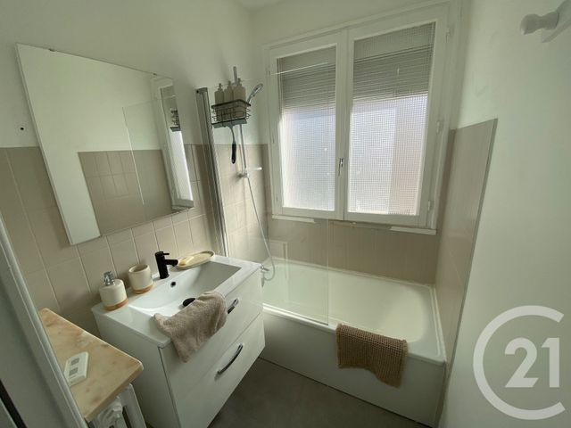 Appartement F3 &agrave; louer - 3 pi&egrave;ces - 46,89 m2 - Le Mans - 72 - PAYS-DE-LOIRE