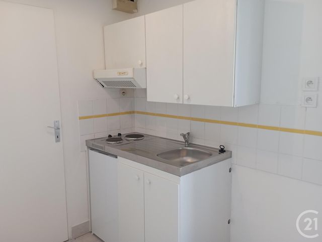 Appartement F1 &agrave; louer - 1 pi&egrave;ce - 27,89 m2 - Le Mans - 72 - PAYS-DE-LOIRE