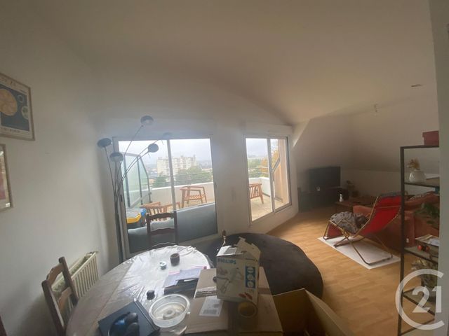 Appartement F3 &agrave; louer - 3 pi&egrave;ces - 56 m2 - Le Mans - 72 - PAYS-DE-LOIRE