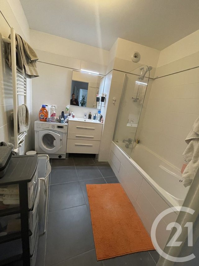 Appartement F3 &agrave; louer - 3 pi&egrave;ces - 61,28 m2 - Colombes - 92 - ILE-DE-FRANCE