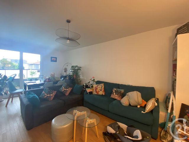 Appartement F3 &agrave; louer - 3 pi&egrave;ces - 61,28 m2 - Colombes - 92 - ILE-DE-FRANCE