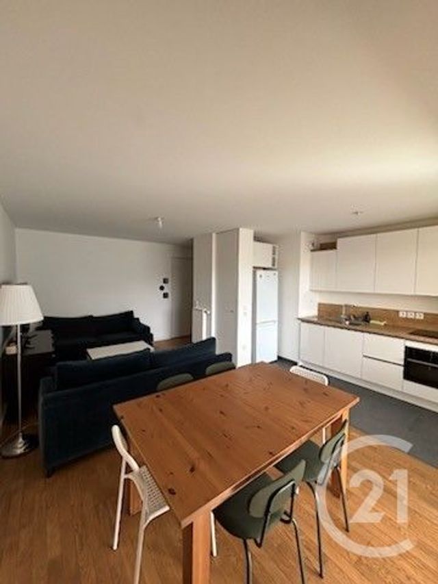 Appartement F3 &agrave; louer - 3 pi&egrave;ces - 61,28 m2 - Colombes - 92 - ILE-DE-FRANCE