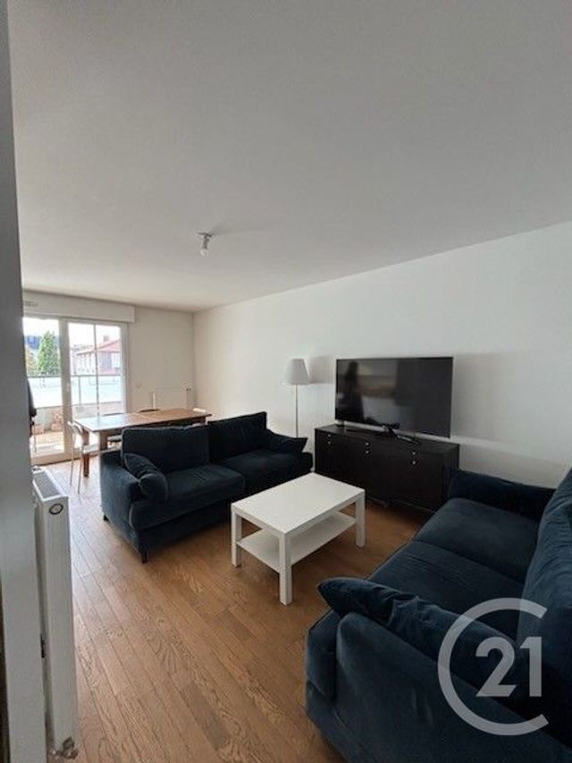 Appartement F3 &agrave; louer - 3 pi&egrave;ces - 61,28 m2 - Colombes - 92 - ILE-DE-FRANCE