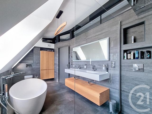 Maison à vendre - 5 pièces - 140,27 m2 - Colombes - 92 - ILE-DE-FRANCE