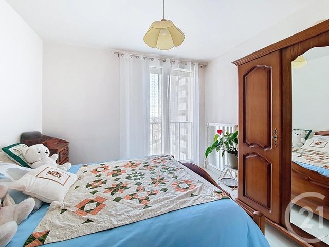 Appartement F4 à vendre - 4 pièces - 79,99 m2 - Colombes - 92 - ILE-DE-FRANCE