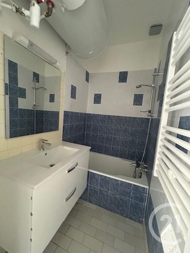 Appartement &agrave; louer - 2 pi&egrave;ces - 36,17 m2 - Colombes - 92 - ILE-DE-FRANCE