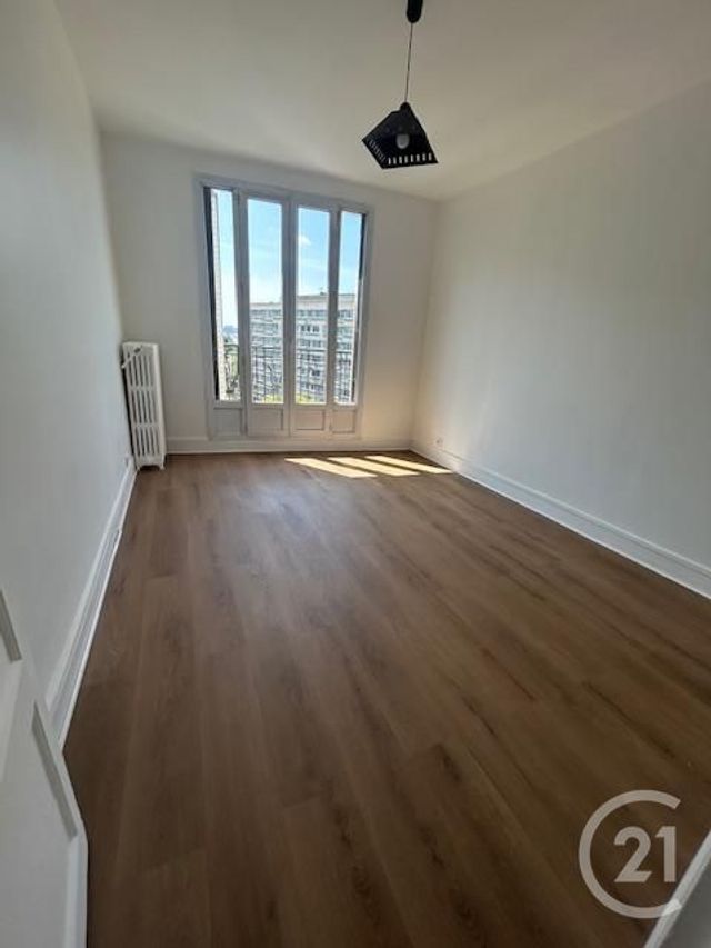 Appartement &agrave; louer - 2 pi&egrave;ces - 36,17 m2 - Colombes - 92 - ILE-DE-FRANCE