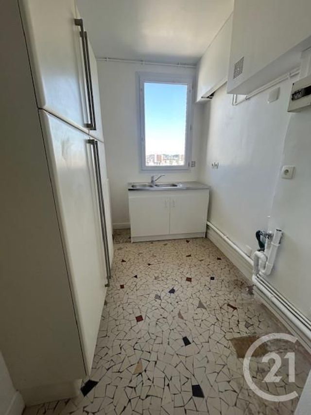 Appartement &agrave; louer - 2 pi&egrave;ces - 36,17 m2 - Colombes - 92 - ILE-DE-FRANCE