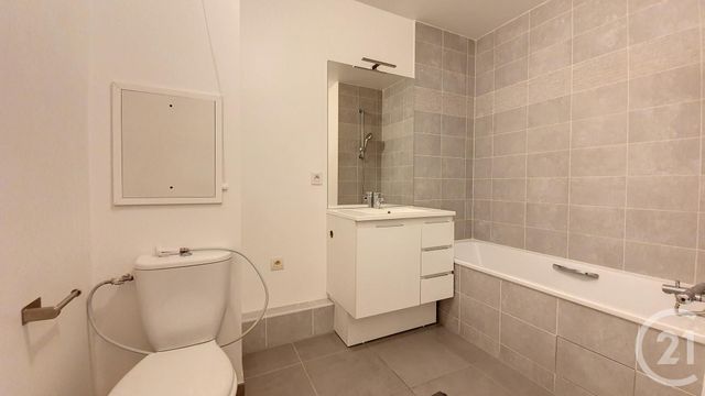Appartement F2 à louer - 2 pièces - 42,55 m2 - Puteaux - 92 - ILE-DE-FRANCE