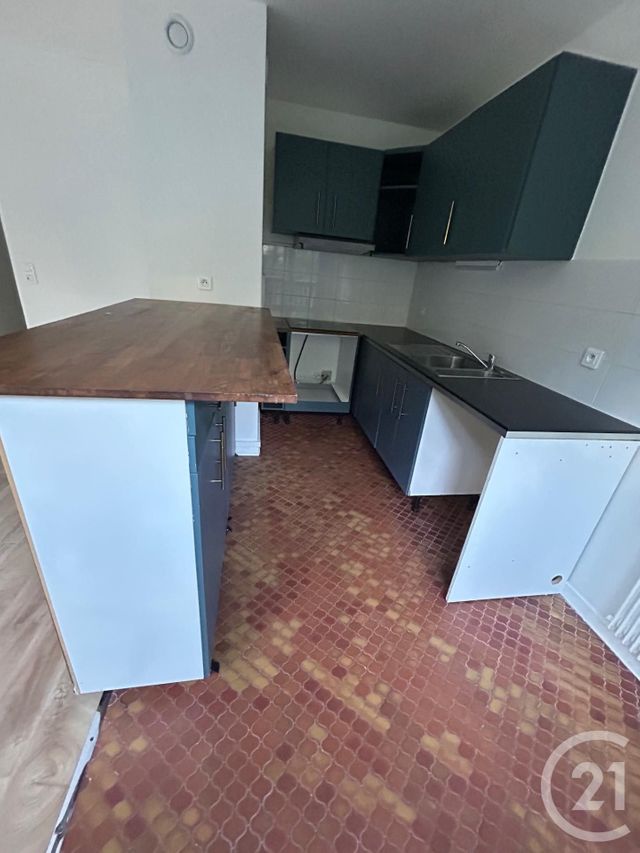 Appartement à louer - 2 pièces - 38,80 m2 - Neuilly Sur Seine - 92 - ILE-DE-FRANCE
