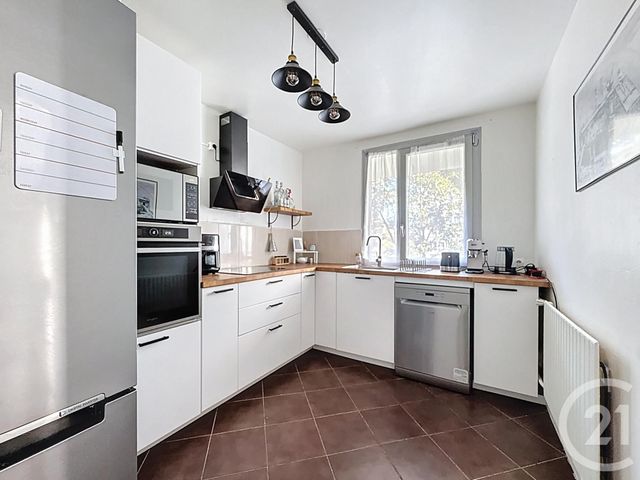 Appartement F5 à vendre - 5 pièces - 93,25 m2 - Colombes - 92 - ILE-DE-FRANCE