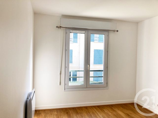 Appartement F2 &agrave; louer - 2 pi&egrave;ces - 46,38 m2 - Rueil Malmaison - 92 - ILE-DE-FRANCE