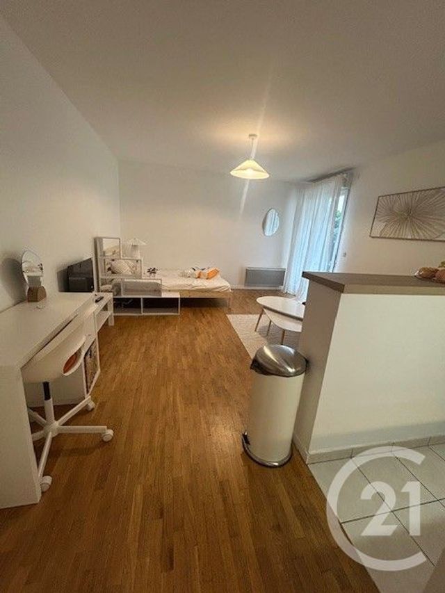 Appartement F1 &agrave; louer - 1 pi&egrave;ce - 32 m2 - Colombes - 92 - ILE-DE-FRANCE
