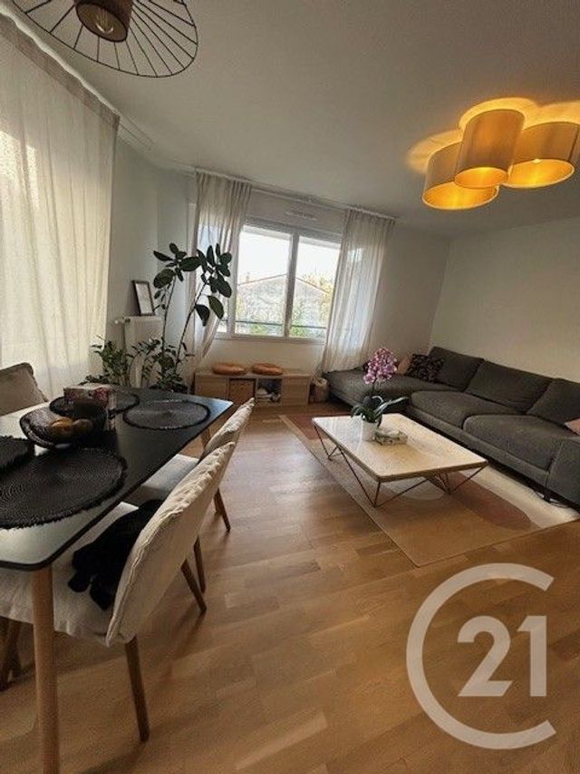 Appartement F2 à louer - 2 pièces - 53,50 m2 - Colombes - 92 - ILE-DE-FRANCE