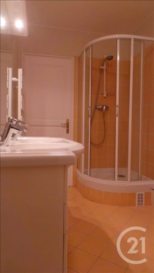 Appartement Studio à louer - 1 pièce - 41 m2 - Asnieres Sur Seine - 92 - ILE-DE-FRANCE