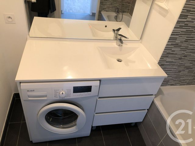 Appartement &agrave; louer - 3 pi&egrave;ces - 68 m2 - Colombes - 92 - ILE-DE-FRANCE