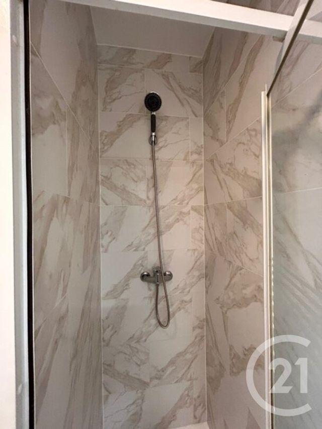 Appartement &agrave; louer - 2 pi&egrave;ces - 41 m2 - Asnieres Sur Seine - 92 - ILE-DE-FRANCE