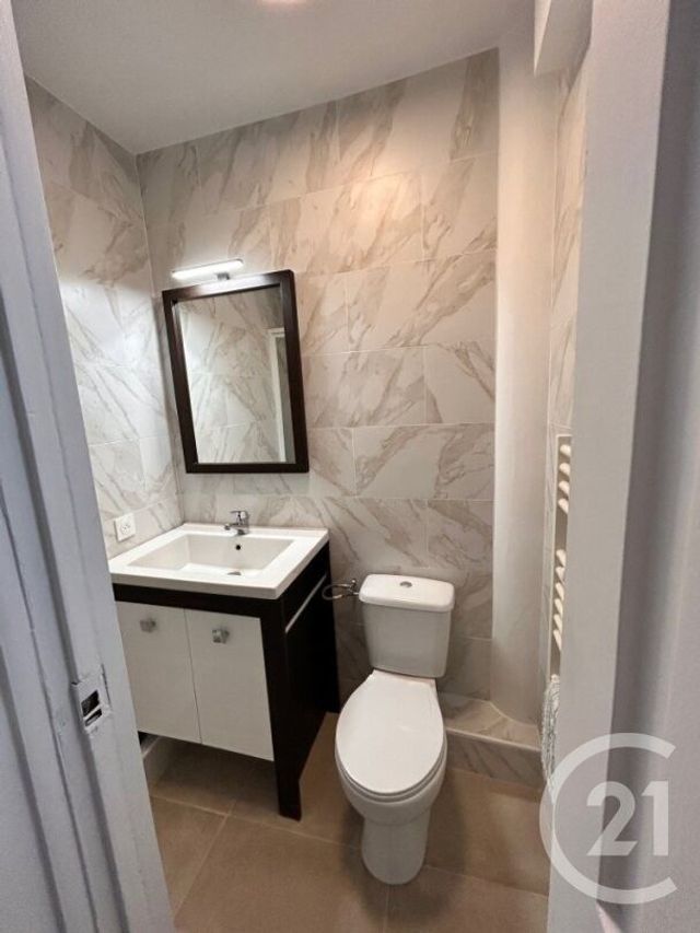 Appartement &agrave; louer - 2 pi&egrave;ces - 41 m2 - Asnieres Sur Seine - 92 - ILE-DE-FRANCE