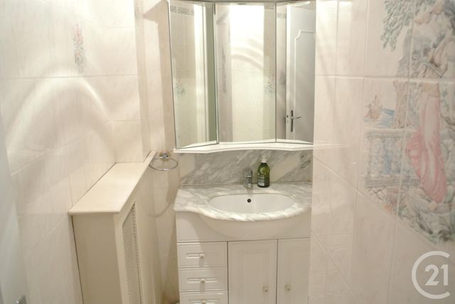 Appartement F3 &agrave; louer - 3 pi&egrave;ces - 64,54 m2 - Colombes - 92 - ILE-DE-FRANCE