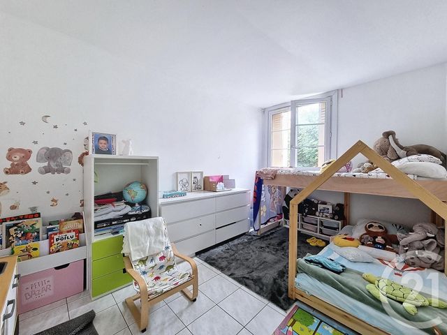 Appartement F4 &agrave; vendre - 4 pi&egrave;ces - 67,49 m2 - Colombes - 92 - ILE-DE-FRANCE