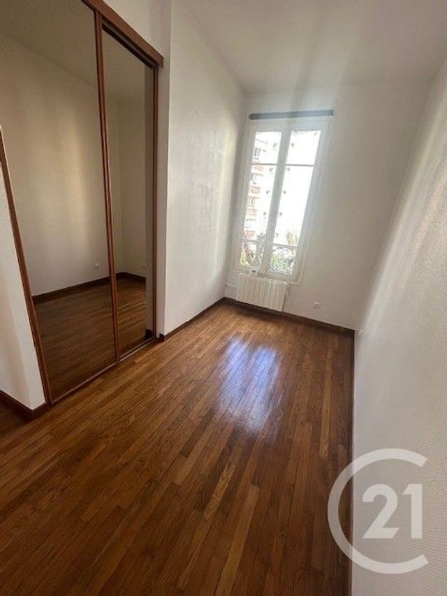 Appartement &agrave; louer - 3 pi&egrave;ces - 40,11 m2 - Colombes - 92 - ILE-DE-FRANCE