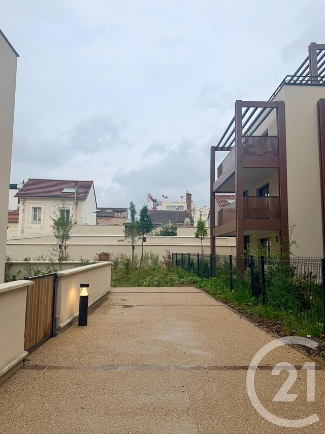Appartement &agrave; louer - 2 pi&egrave;ces - 42 m2 - Colombes - 92 - ILE-DE-FRANCE
