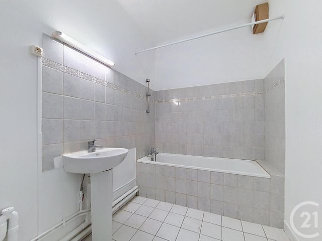 Appartement Studio &agrave; vendre - 1 pi&egrave;ce - 32,42 m2 - La Garenne Colombes - 92 - ILE-DE-FRANCE