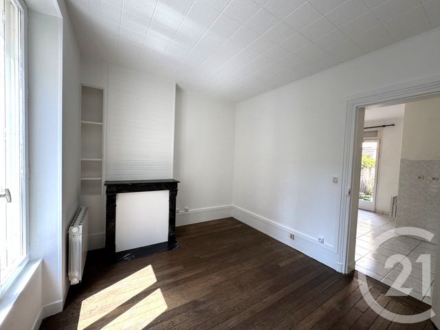 Appartement F2 &agrave; louer - 2 pi&egrave;ces - 26,75 m2 - Puteaux - 92 - ILE-DE-FRANCE